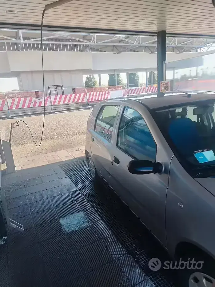Usata Fiat Punto 2002 Grigio Utilitaria