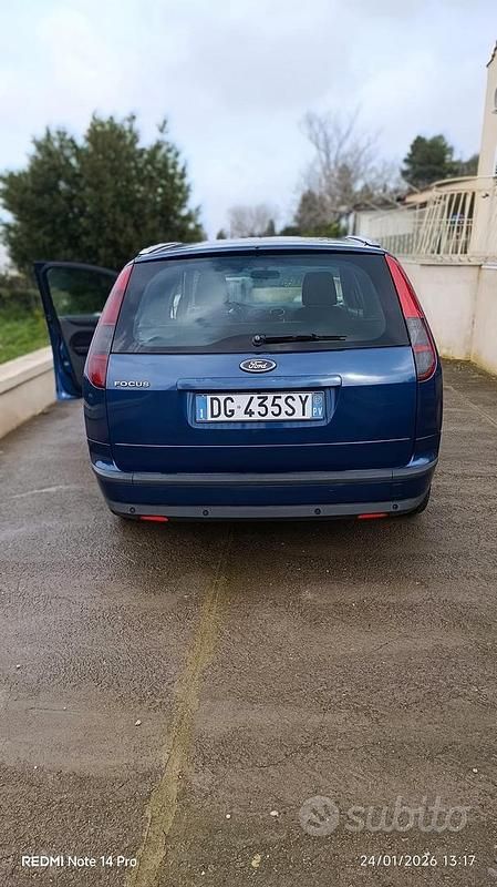 Usata Ford Focus 90 CV (66 kW) 2007 Blu Station wagon