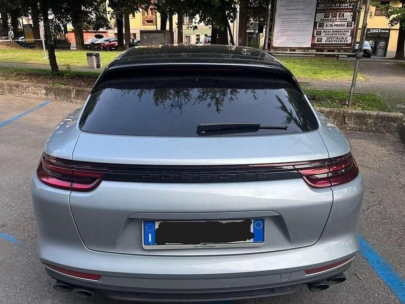 Grigio Usata 2019 Porsche Panamera Sport Turismo Tre volumi | 65.000 € (Buon prezzo) - Immagine 1/4