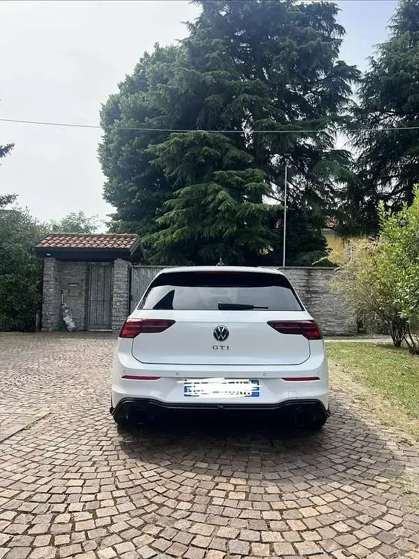 Usata VW Golf VII GTI 245 CV (180 kW) 2021 Bianco Utilitaria