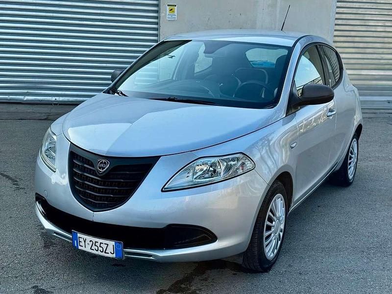 Usata Lancia Ypsilon S 95 CV (69 kW) 2015 Utilitaria