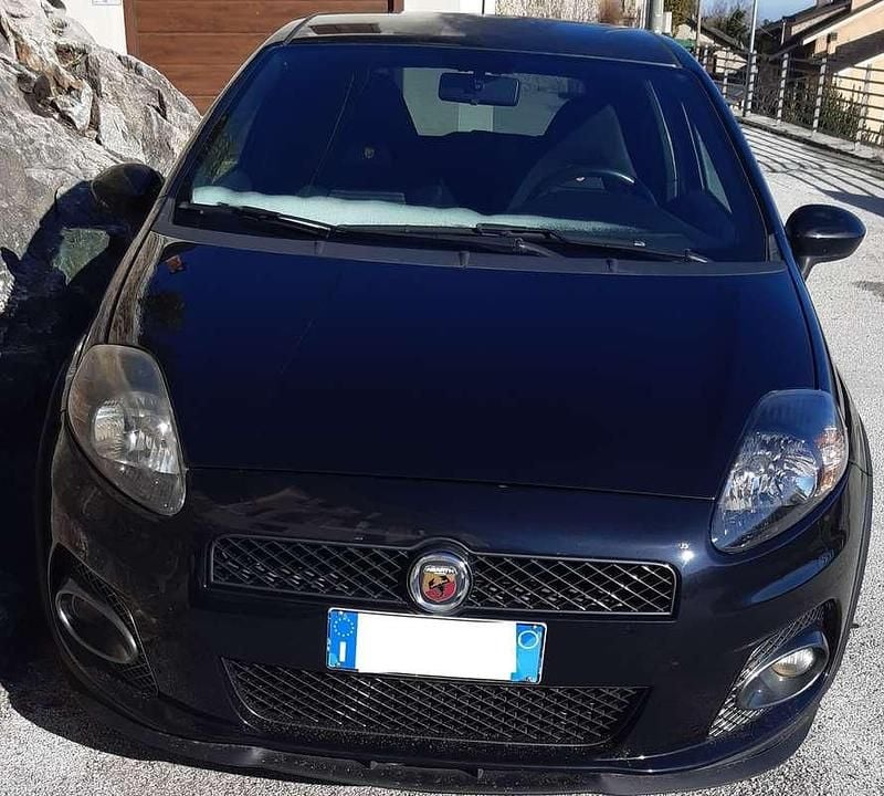 Usata Abarth Grande Punto 155 CV (114 kW) 2009 Utilitaria