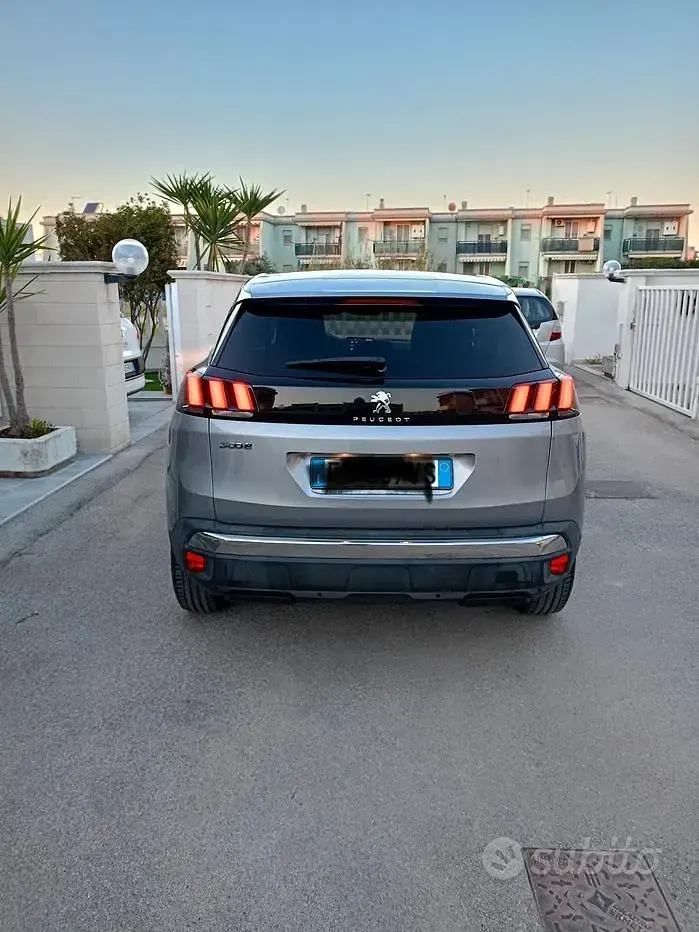 Usata Peugeot 3008 120 CV (88 kW) 2017 Grigio SUV