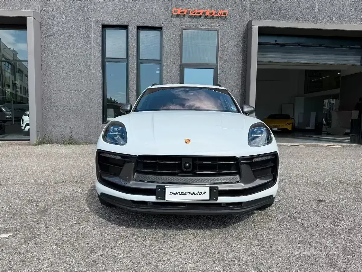 Usata Porsche Macan 265 CV (194 kW) 2023 Bianco SUV