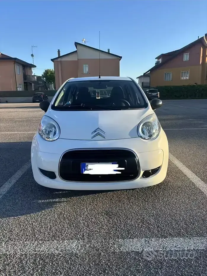 Usata Citroën C1 68 CV (50 kW) 2011 Bianco Utilitaria