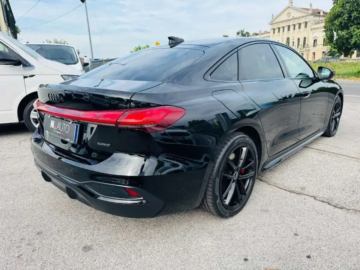 Nuova Audi A5 S-Line 204 CV (150 kW) 2026 Nero Berlina