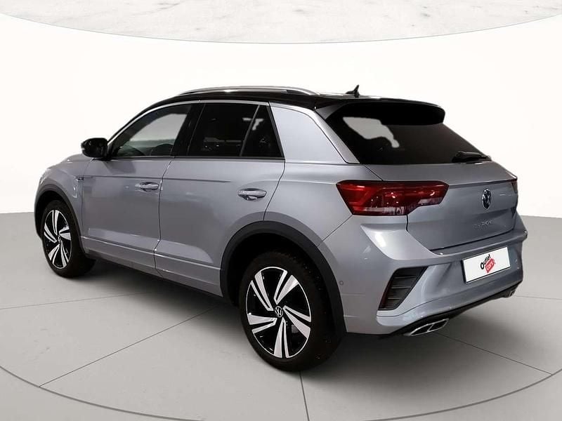 Usata VW T-Roc R-line 116 CV (85 kW) 2023 Pyrit silver metallizzato nero SUV