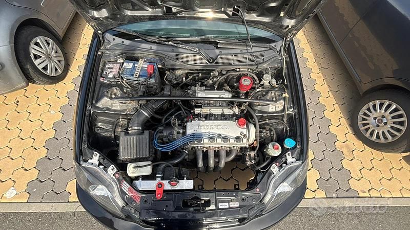 Usata Honda Civic 125 CV (91 kW) 1998 Nero Berlina