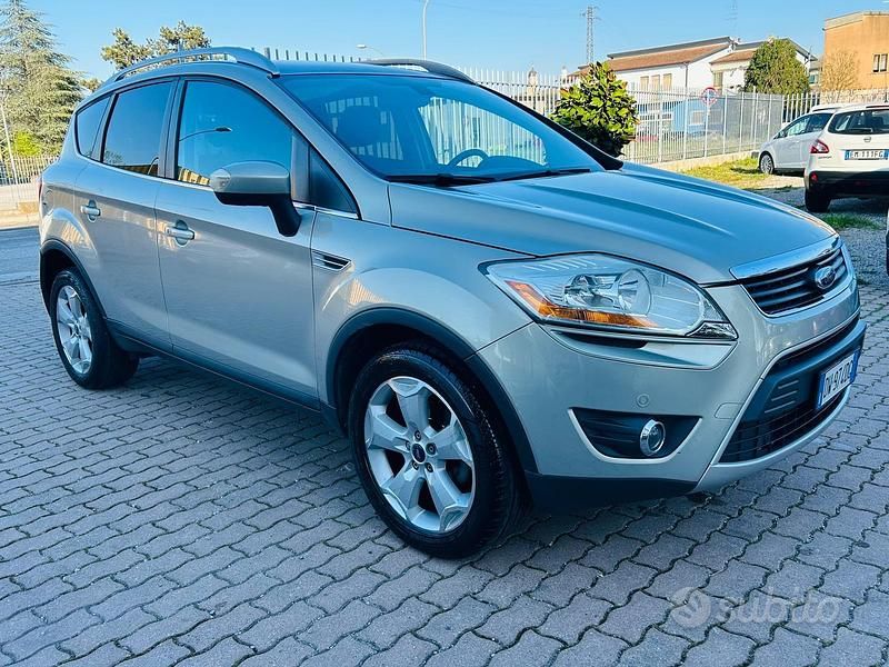 Usata Ford Kuga Titanium 136 CV (100 kW) 2009 Grigio SUV