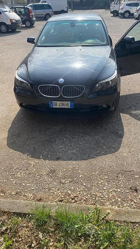 Usata BMW 530 231 CV (169 kW) 2007 Nero Berlina