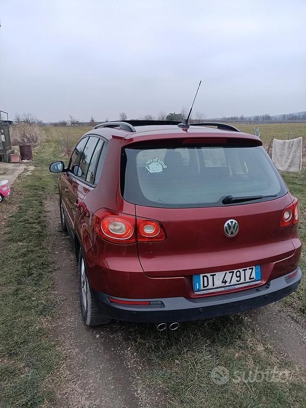 Usata VW Tiguan 170 CV (125 kW) 2010 Rosso SUV
