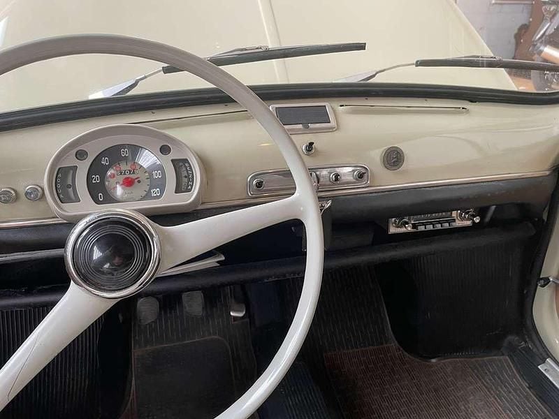 Usata Fiat 600D 31 CV (22 kW) 1982 Beige Berlina