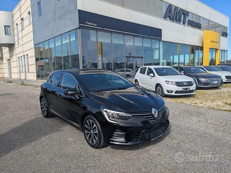 Usata Renault Clio V Intens 100 CV (73 kW) 2022 Nero Berlina