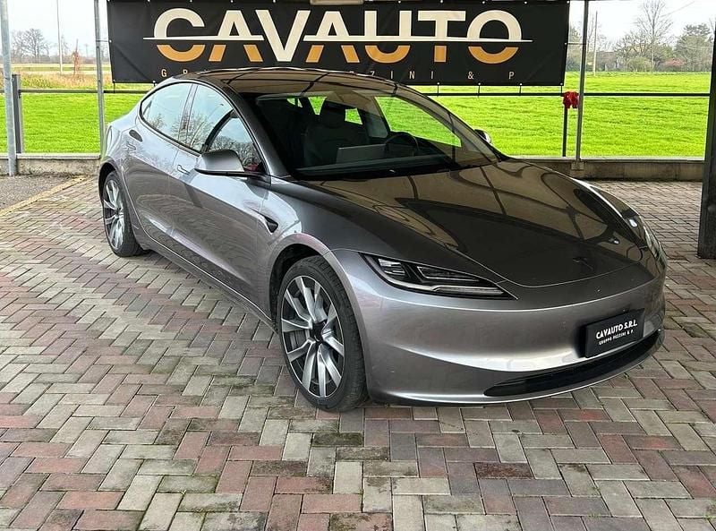 Usata Tesla Model 3 RWD 88 kW (120 CV) 2025 Other Berlina