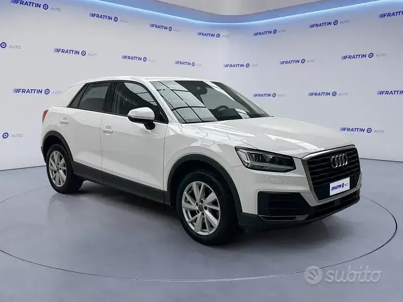 Usata Audi Q2 Business 116 CV (85 kW) 2017 Bianco SUV