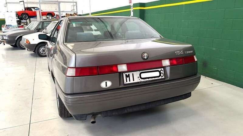 Usata Alfa Romeo 164 145 CV (106 kW) 1988 Grigio Berlina