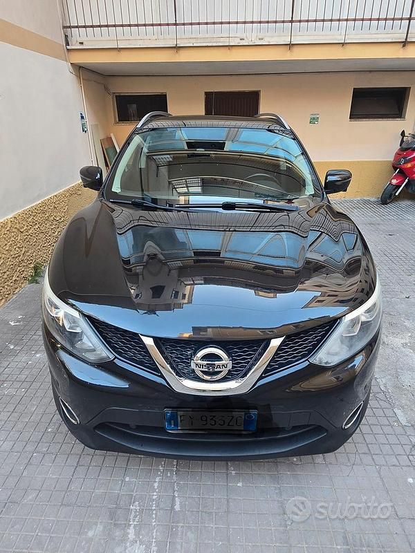 Usata Nissan Qashqai 2018 Nero SUV