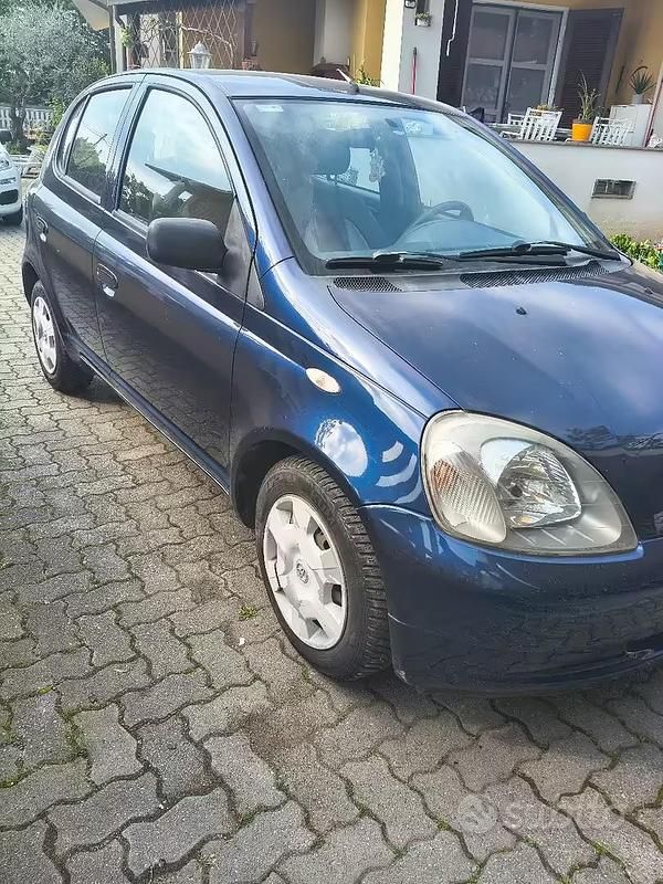 Usata Toyota Yaris 68 CV (50 kW) 1999 Berlina