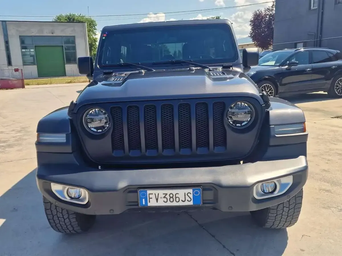 Usata Jeep Wrangler Unlimited Sahara 200 CV (147 kW) 2019 Grigio SUV