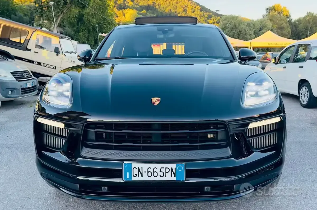 Usata Porsche Macan 381 CV (280 kW) 2023 Nero SUV
