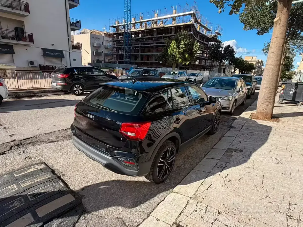 Usata Audi Q2 116 CV (85 kW) 2021 Nero SUV
