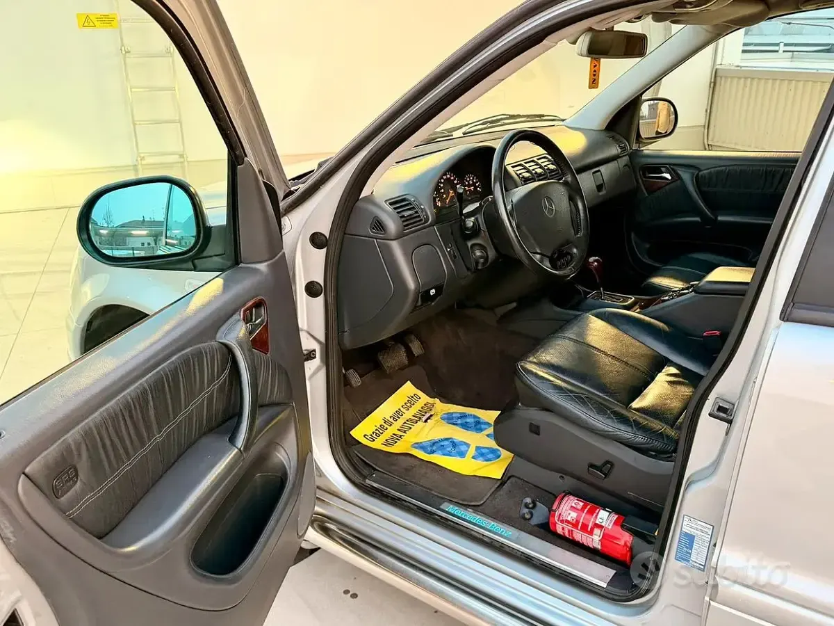 Usata Mercedes ML430 272 CV (200 kW) 2001 SUV