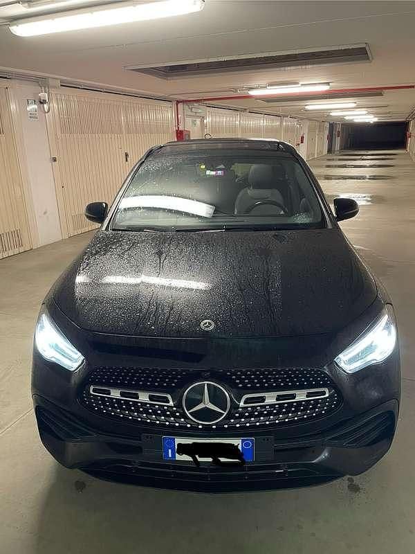 Usata Mercedes GLA250 Business 160 CV (117 kW) 2021 SUV