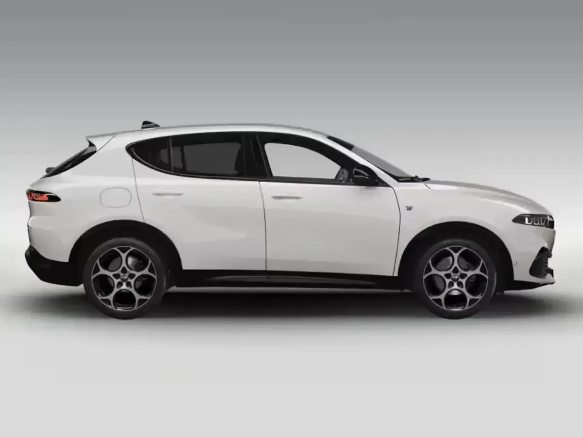Nuova Alfa Romeo Tonale Ti 175 CV (128 kW) 2026 Bianco SUV