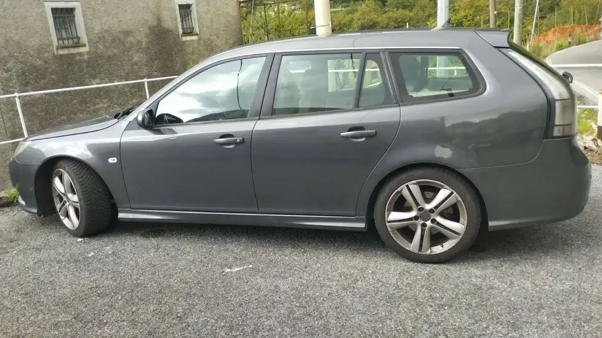 Usata Saab 9-3 Aero 179 CV (131 kW) 2010 Grigio Station wagon