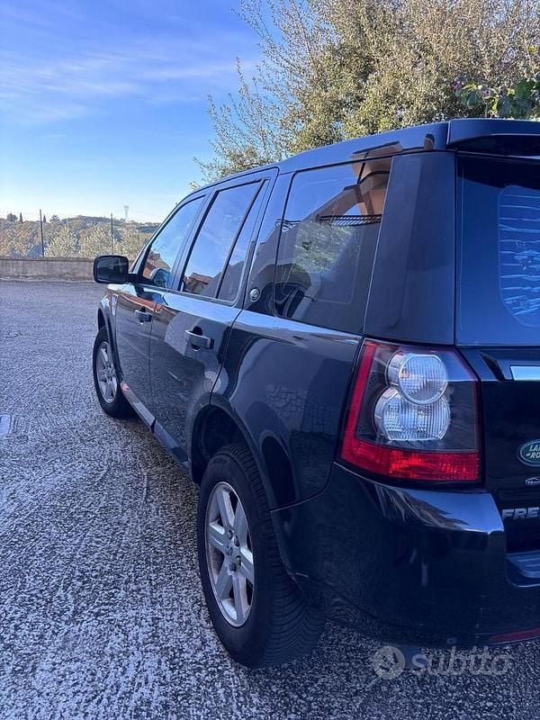 Usata Land Rover Freelander 2 190 CV (139 kW) 2011 Nero SUV