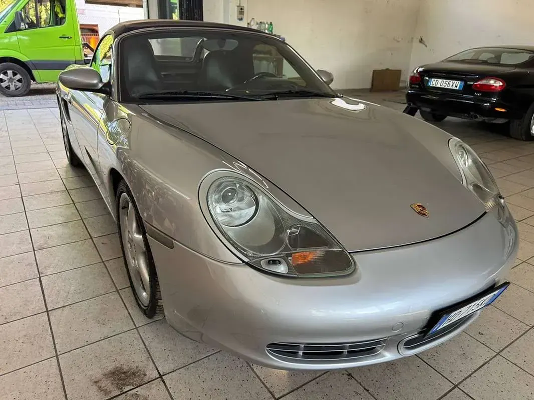Usata Porsche Boxster 252 CV (185 kW) 2002 Argento Cabrio