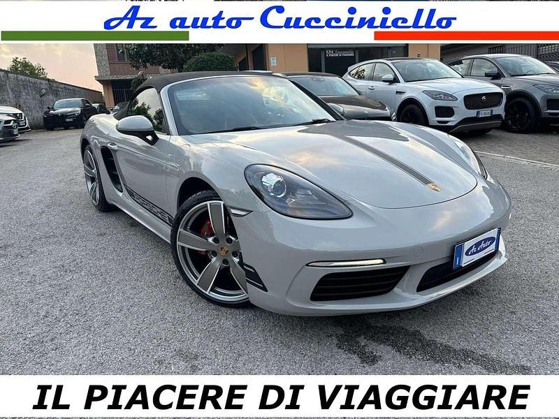 Usata Porsche 718 Boxster 299 CV (219 kW) 2019 Grigio gesso perlato Cabrio