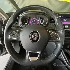 Usata Renault Scenic E-Tech Zen 110 CV (80 kW) 2018 Grigio Monovolume