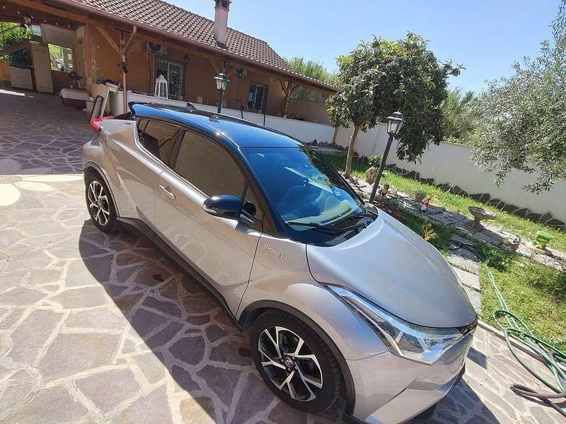 Usata Toyota C-HR Style 98 CV (72 kW) 2017 SUV