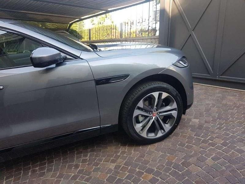 Usata Jaguar F-Pace SE 204 CV (150 kW) 2021 Grigio SUV
