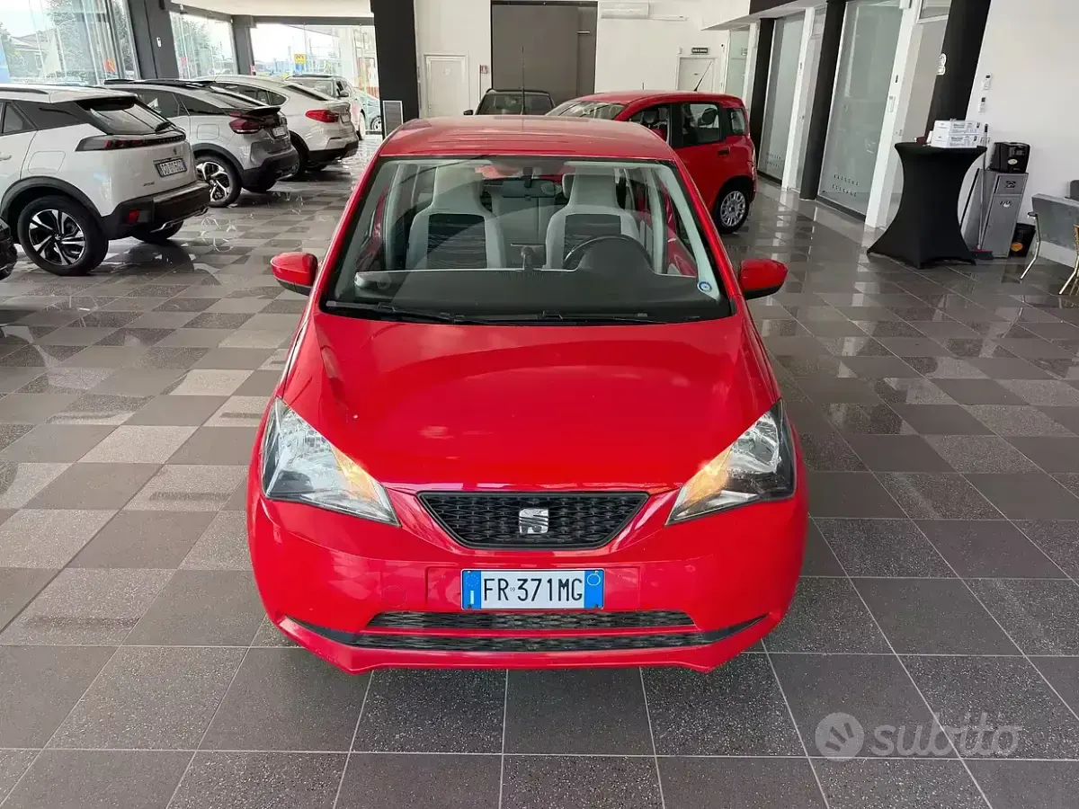 Usata Seat Mii Style 60 CV (44 kW) 2012 Rosso Utilitaria