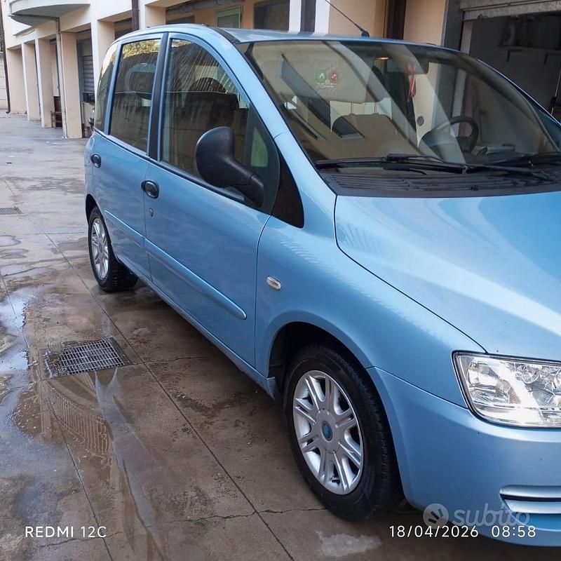 Usata Fiat Multipla 120 CV (88 kW) 2007 Monovolume