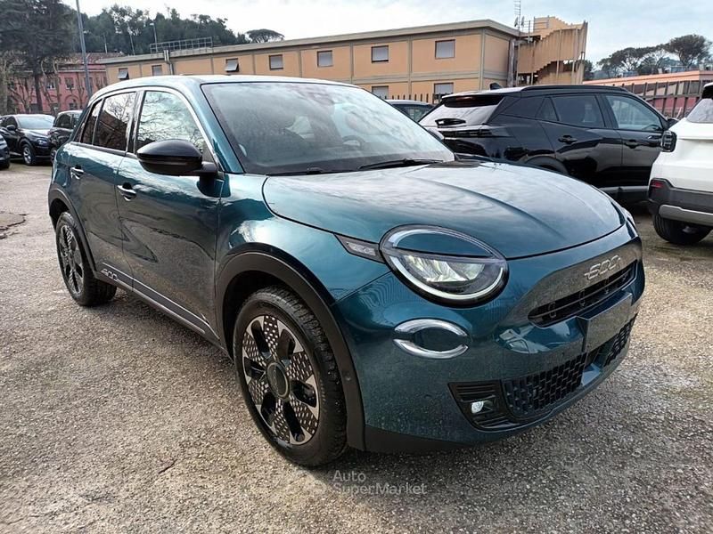 Usata Fiat 600 La Prima 110 CV (80 kW) 2025 Verde SUV