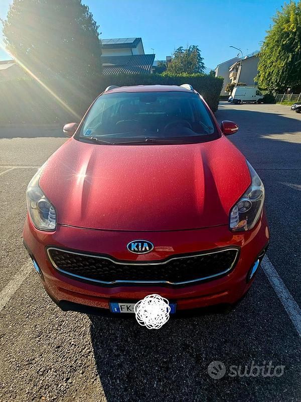 Usata Kia Sportage 135 CV (99 kW) 2017 Rosso SUV