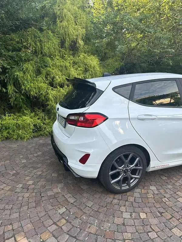Usata Ford Fiesta ST-Line 125 CV (91 kW) 2024 Berlina