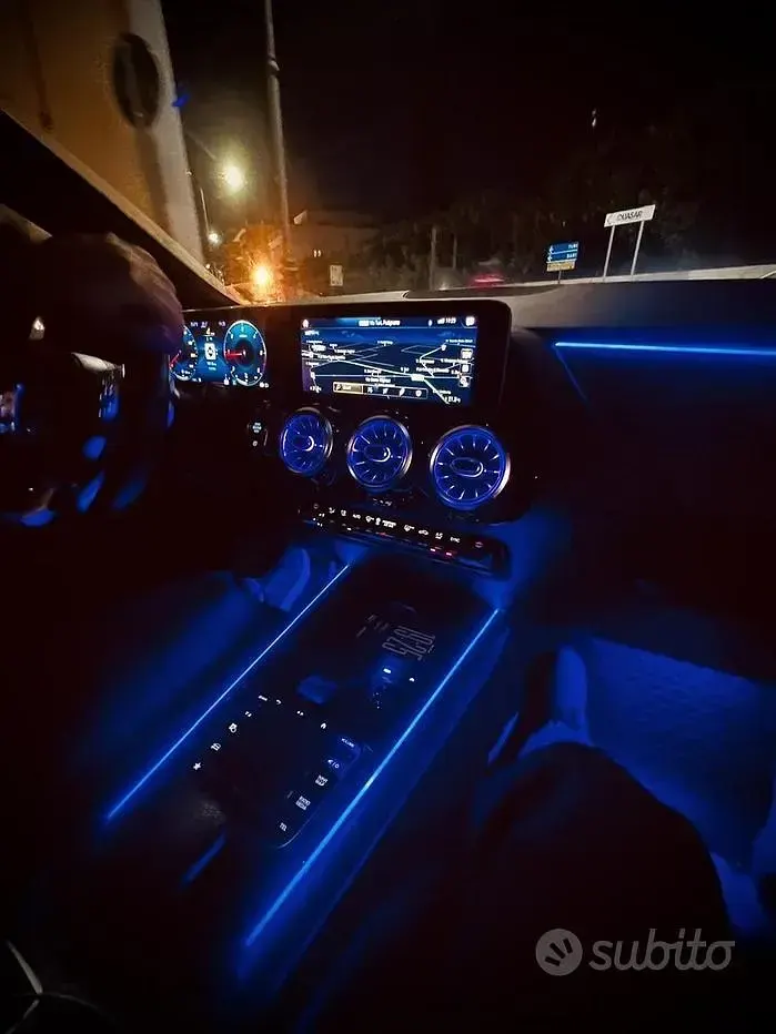 Usata Mercedes B180 Premium Plus 116 CV (85 kW) 2019 Utilitaria