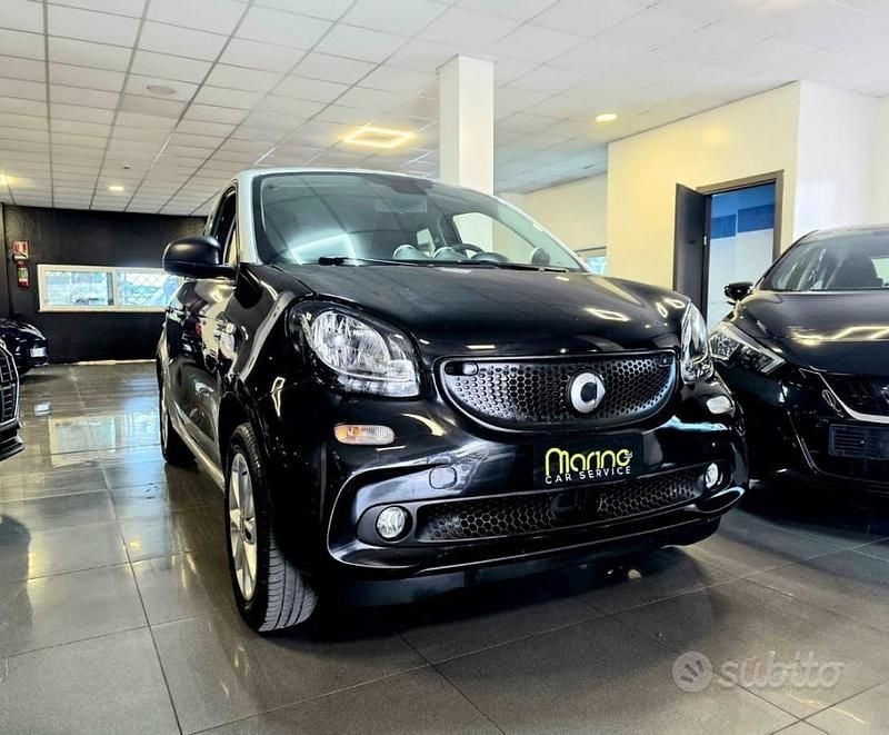 Usata Smart ForFour 71 CV (52 kW) 2019 Nero Utilitaria