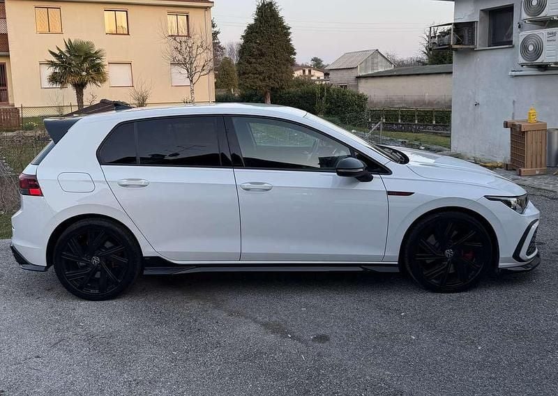 Usata VW Golf VIII GTI 245 CV (180 kW) 2024 Berlina