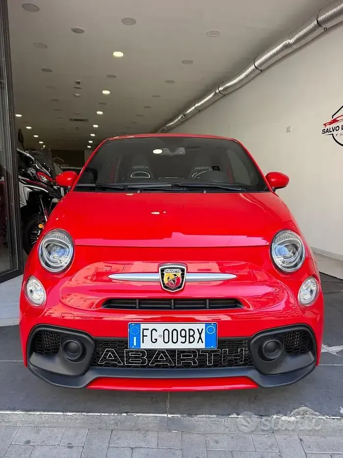 Usata Abarth 595 145 CV (106 kW) 2017 Rosso Utilitaria