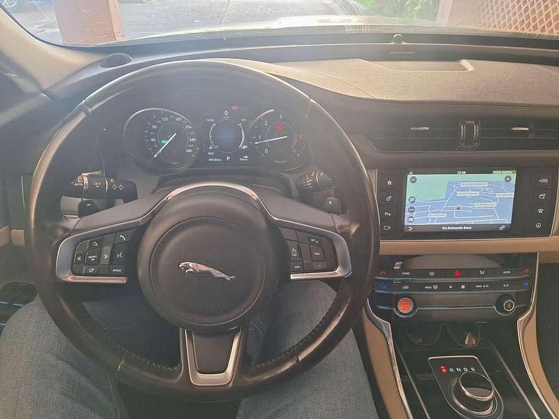 Usata Jaguar XF Business Edition 179 CV (131 kW) 2018 Berlina