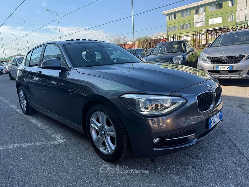 Usata BMW 118 Sport Line 143 CV (105 kW) 2012 Grigio Utilitaria