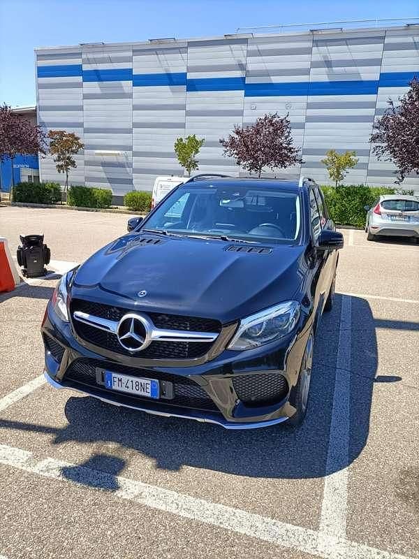 Usata Mercedes GLE250 Premium 204 CV (150 kW) 2018 Nero SUV