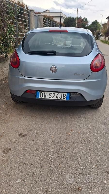 Usata Fiat 1600 120 CV (88 kW) 2009 Blu Berlina