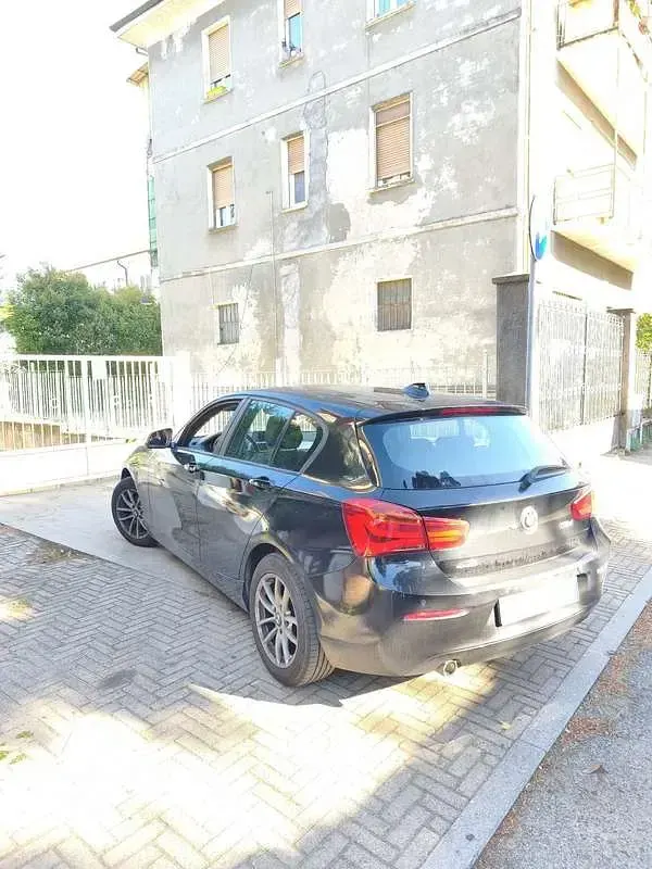 Usata BMW 118 Advantage 150 CV (110 kW) 2019 Utilitaria
