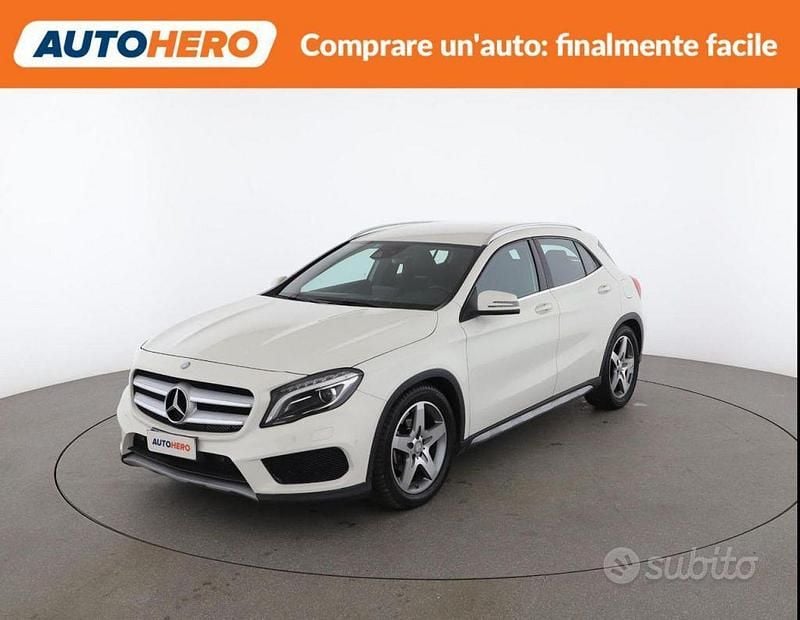 Usata Mercedes GLA200 Premium 136 CV (100 kW) 2016 Bianco SUV